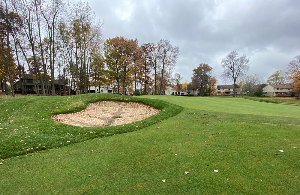 SCC Hole 14 Final Bunker Grassing